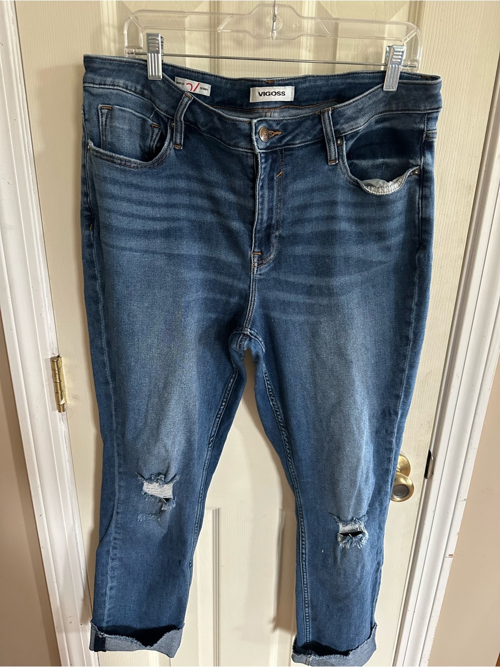 Vigoss Women's Medium Blue Distressed Boyfriend Jeans